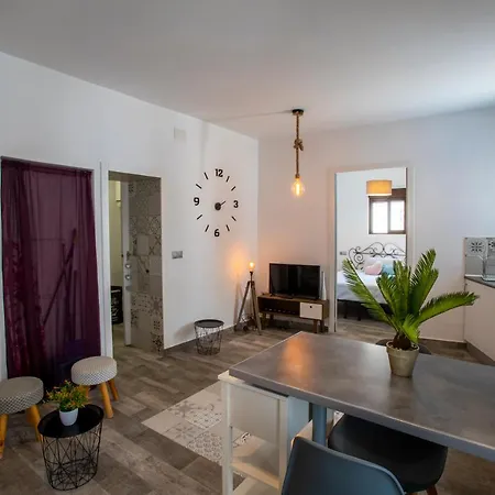 Casa Elia B Апартаменты Альтеа